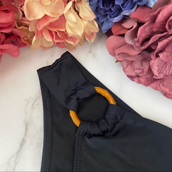 Sexy Leopard and Black Criss Cross Bandage Bikini - Picture 13 of 16